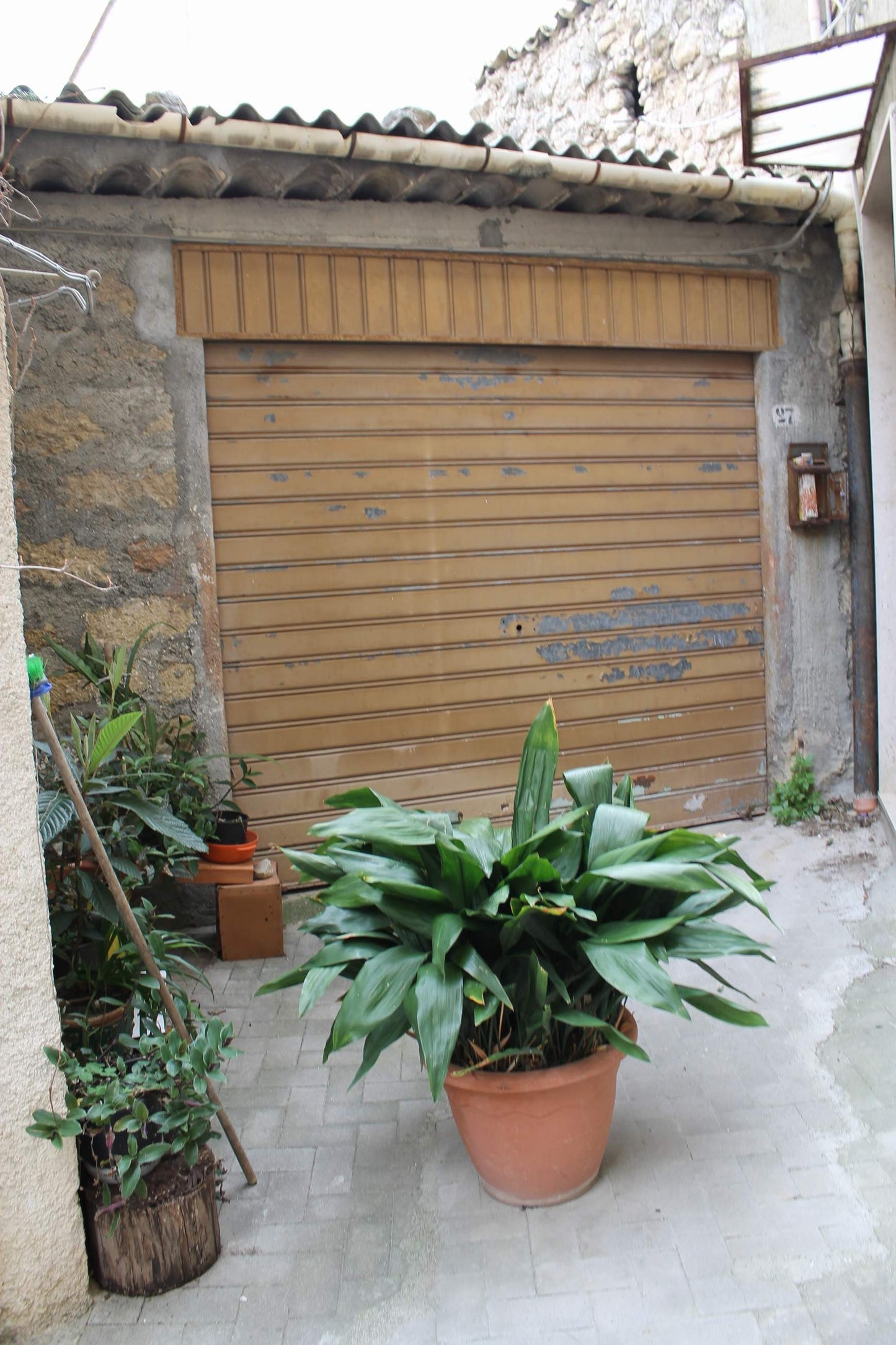 CASA WITH GARAGE CUTRO' VIA LA MELA N.27-29, BIVONA(AG)