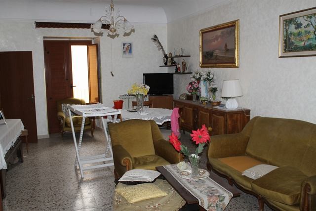 CASA CARUBIA SALITA CONVENTO