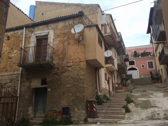 CASA KEITH – SALITA LA MATTINA