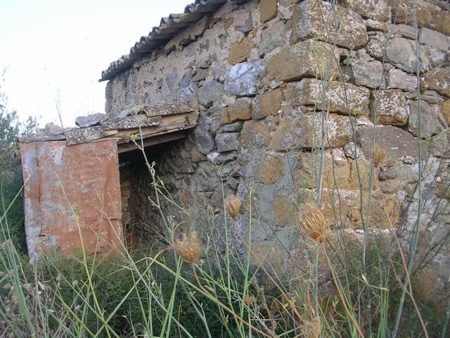 TERRENO E CASA GRIMALDI CDA BISSANA
