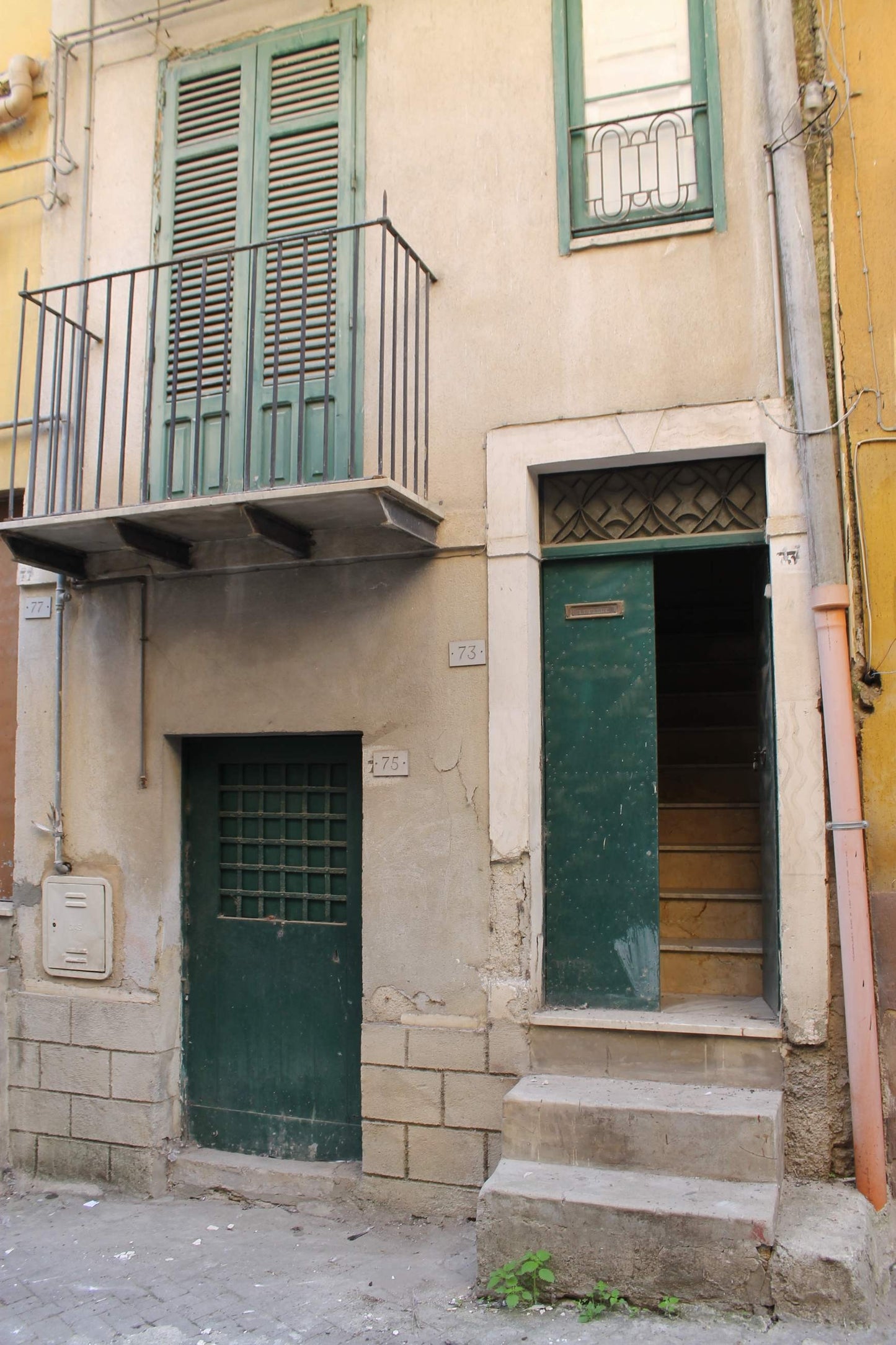CASA PERCONTI VIA MONTUORO