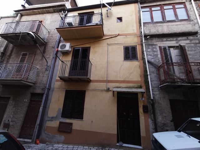 CASA ELENA VIA GIOVANNI PROCIDA – ALESSANDRIA (AG)