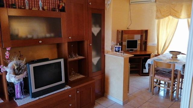 CASA TRAINA CUTRONE VICOLO NUARA