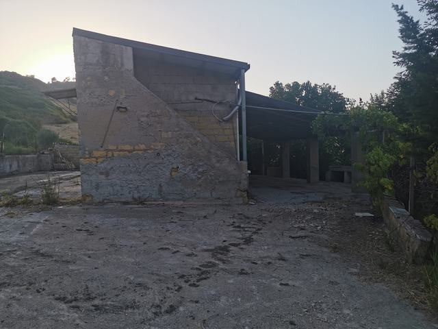 HOUSE AND LAND TAMMUZZO – CDA PETRARO