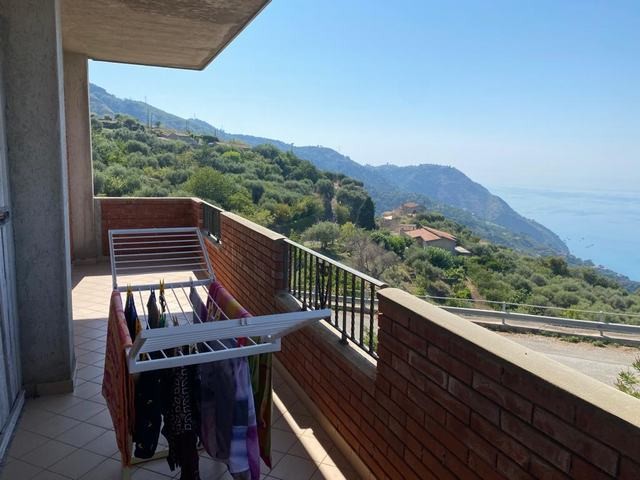 VILLA PANORAMICA A MARE – PIRAINO (ME)
