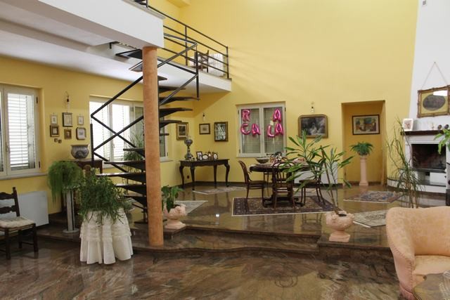 VILLA E TERRENO MARCHETTA – MONTI SICANI (AG)