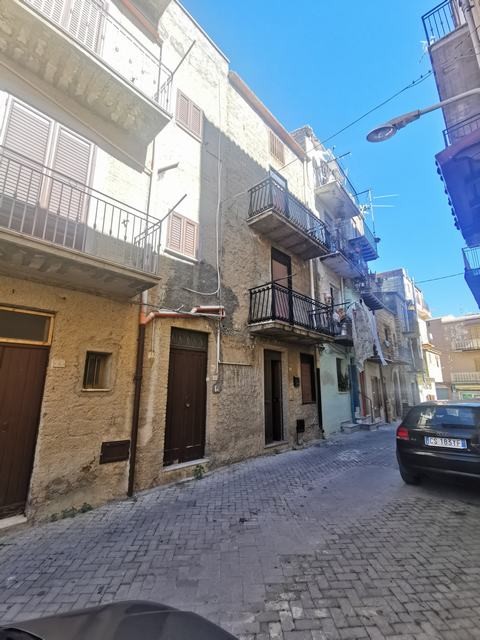 CASA ADAMO VIA NAPOLI