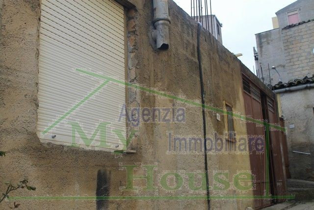 CASA LO MONACO VIA DON GERLANDO RE - PROPERTY IN SICILY