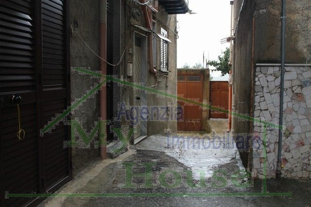 CASA LO MONACO VIA DON GERLANDO RE - PROPERTY IN SICILY