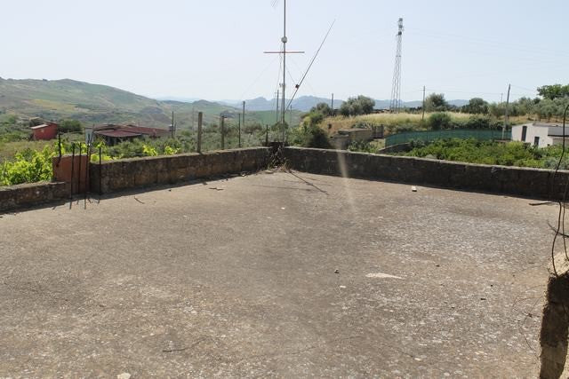 MAGAZZINO E TERRENO PANORAMICO DI MORA – CDA CANALARO