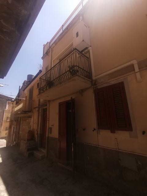 CASA CHIAZZA VIA MOSCATO - GROUND FLOOR
