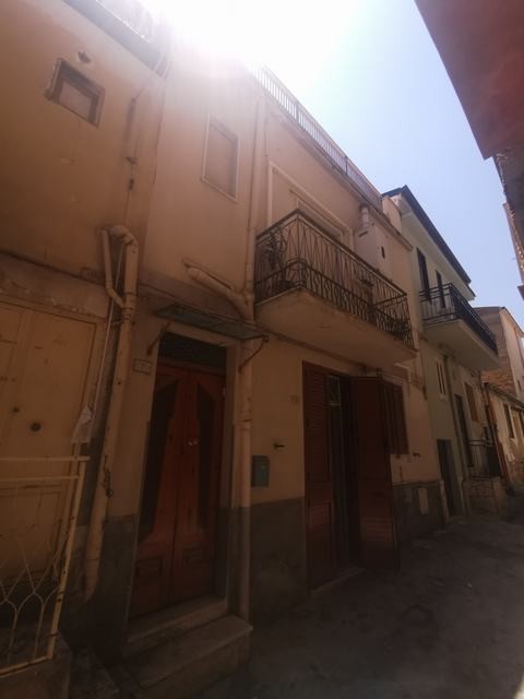 CASA CHIAZZA VIA MOSCATO - GROUND FLOOR