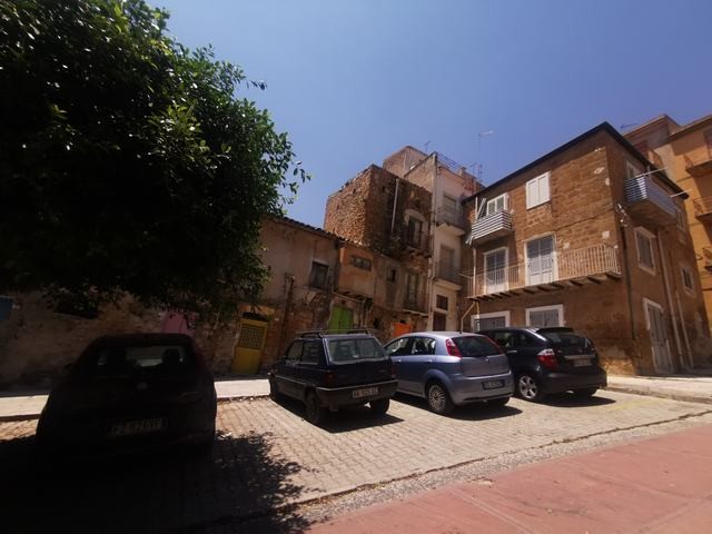 CASA CHIAZZA VIA MOSCATO - GROUND FLOOR