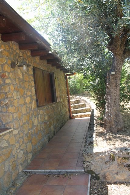 VILLA CON PISCINA - CARUBIA CDA MARULLO