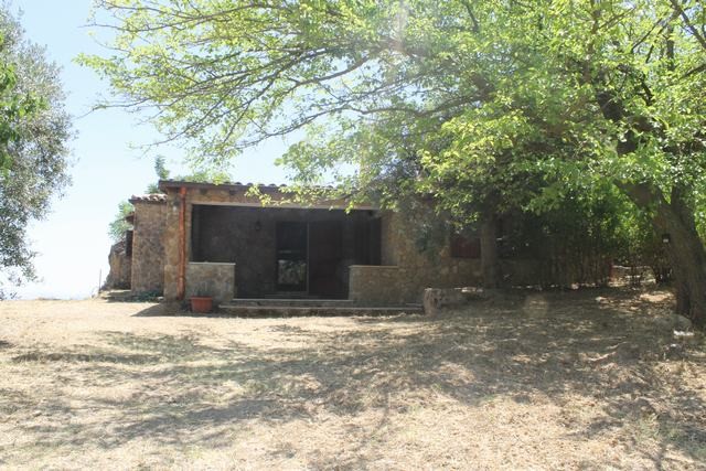 VILLA CON PISCINA - CARUBIA CDA MARULLO