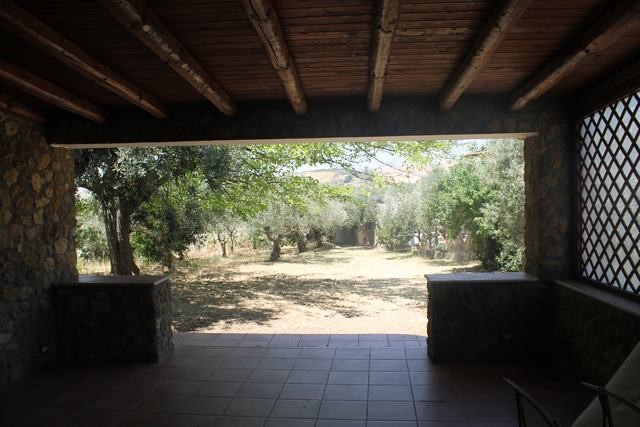 VILLA CON PISCINA - CARUBIA CDA MARULLO