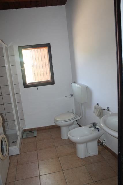 VILLA CON PISCINA - CARUBIA CDA MARULLO