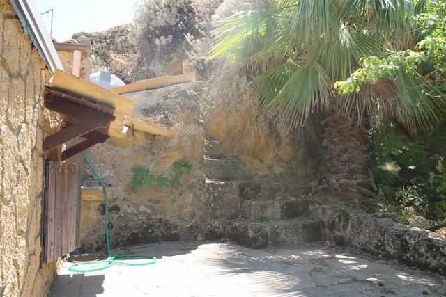 VILLA CON PISCINA - CARUBIA CDA MARULLO