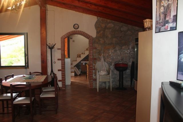 VILLA E TERRENO VINCENZO – CDA CANALARO