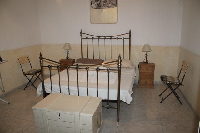 CASA TAORMINA VIA CALDERAI