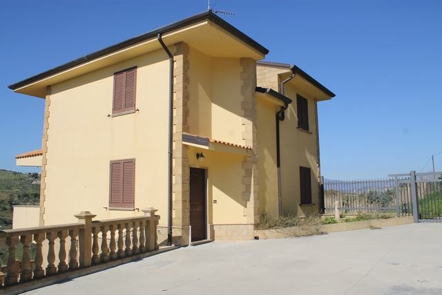 VILLA SILVANA – CORSO VITTORIO EMANUELE