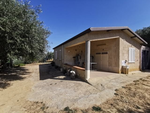 HOUSE AND LAND TAMBURELLO – CDA CASTELLACCIO