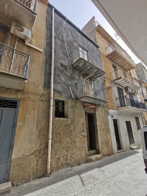 CASA IMPALLARI – VIA MESSINA E VIA ARCURI