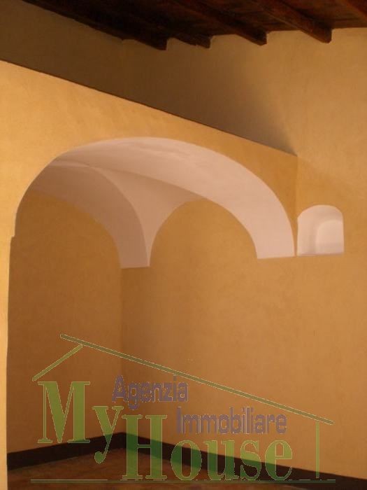 HISTORIC STONE HOUSE IN VIA GIUSEPPE LA CORTE - PROPERTY IN SICILY