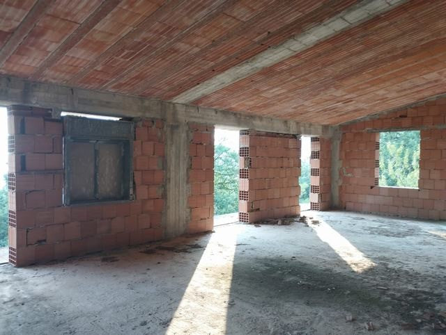CASA PANORAMICA E TERRENO LETO - SANTO STEFANO QUISQUINA