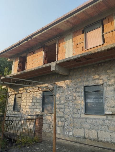 CASA PANORAMICA E TERRENO LETO - SANTO STEFANO QUISQUINA