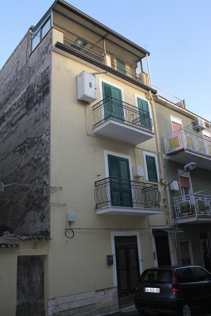 CASA TESTASECCA – VIA OBERDAN N.50, SAN BIAGIO PLATANI