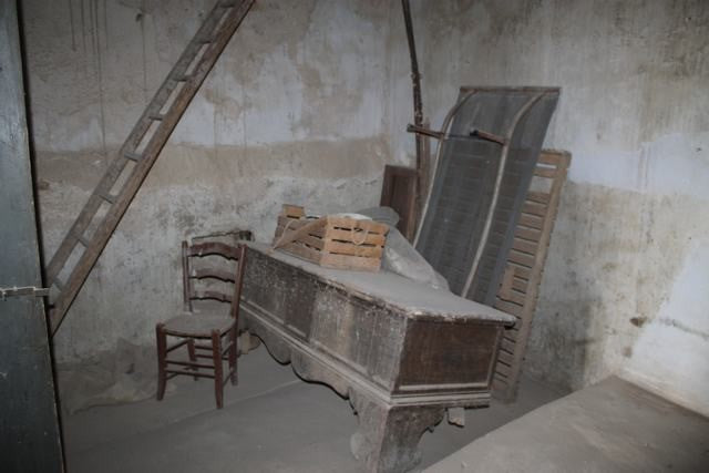 CASA CANNATELLA VIA CRISPI