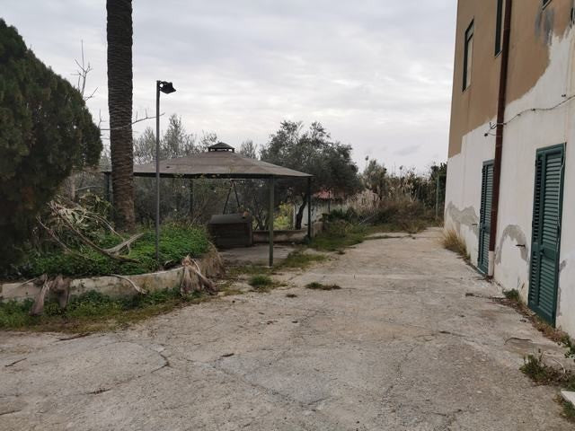 VILLA CON GIARDINO - VILLA FELICE