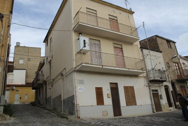 CASA PANORAMICA PRIMAVERA – SALITA RIGGIO E PIAZZA ORLANDO