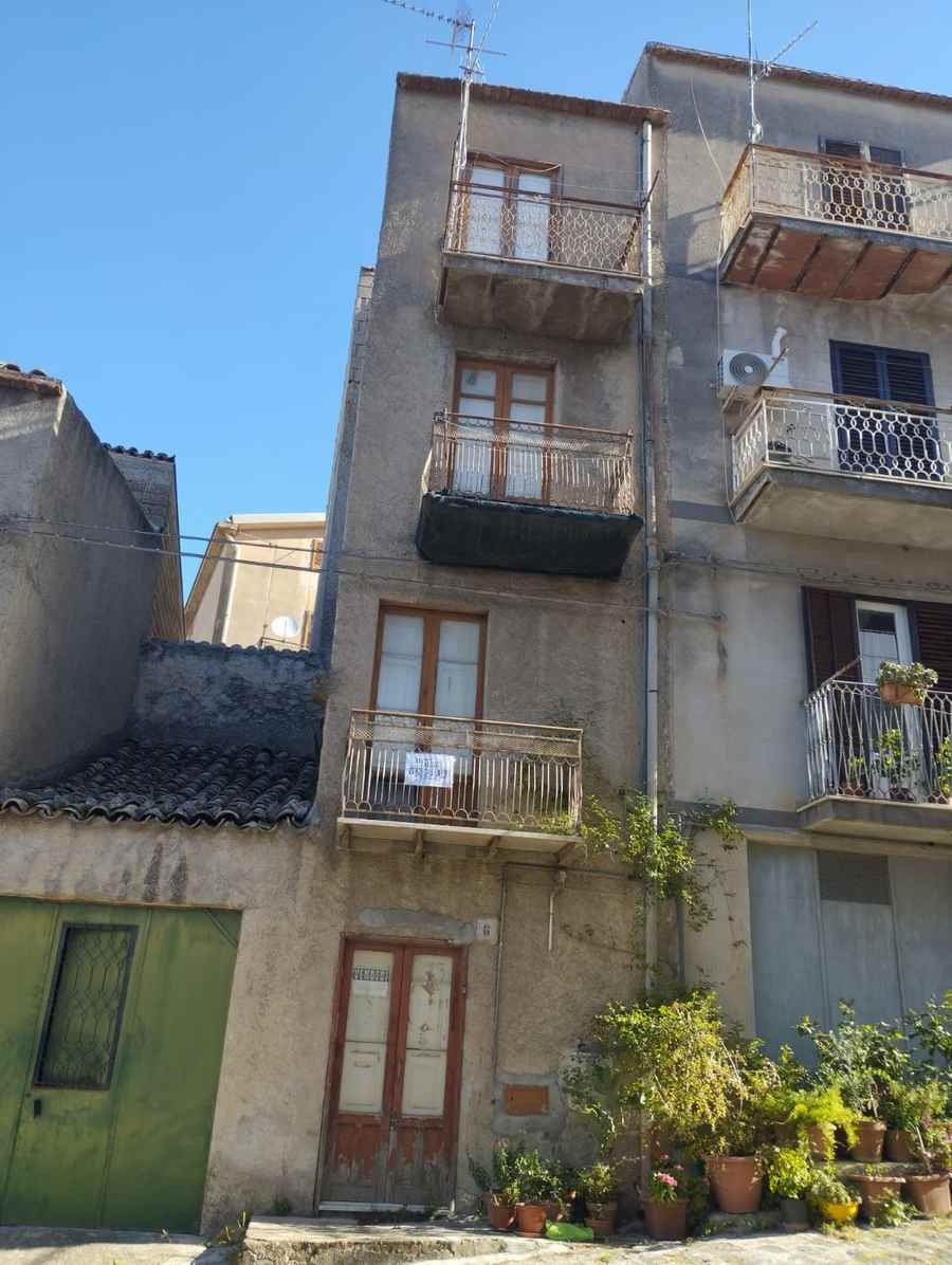 CASA PANORAMICA DI MAGGIO – SANTO STEFANO QUISQUINA (AG)