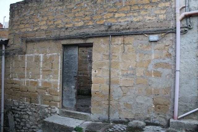MAGAZZINO CIRAOLO – ARAGONA (AG)