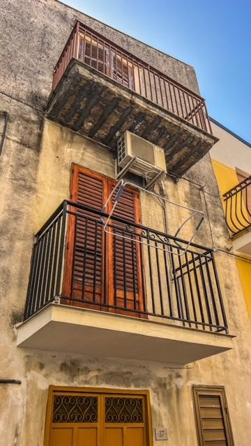 CASA MIYUKI – VIA ROMA (PIANO TERRA E PRIMO PIANO)