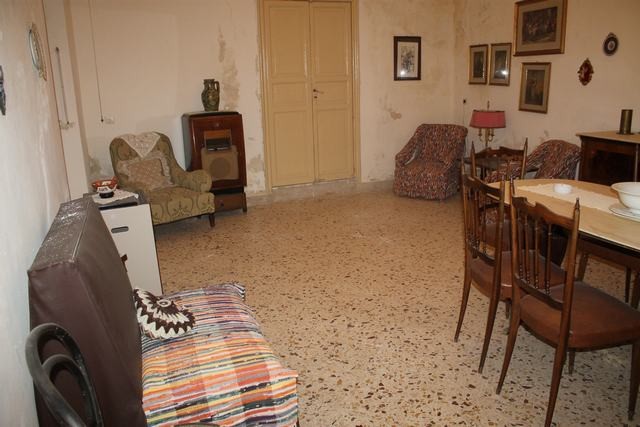 CASA A GIULIANA (PA)