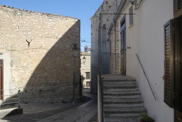 CASA A GIULIANA (PA)