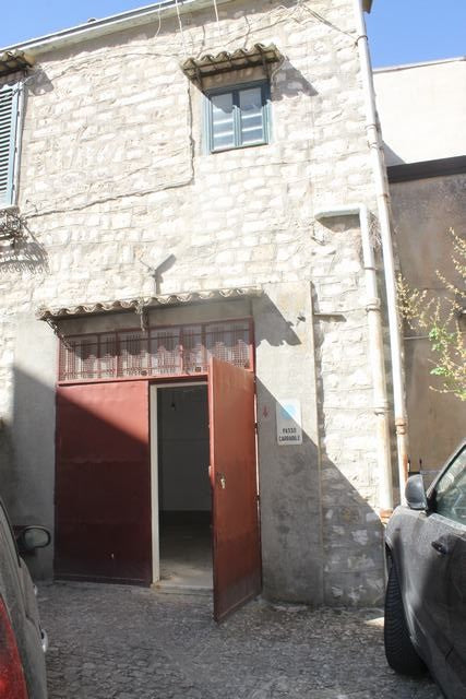 CASA A GIULIANA (PA)