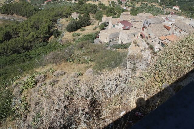 CASA A GIULIANA (PA)