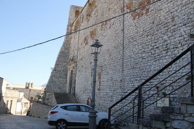 CASA A GIULIANA (PA)