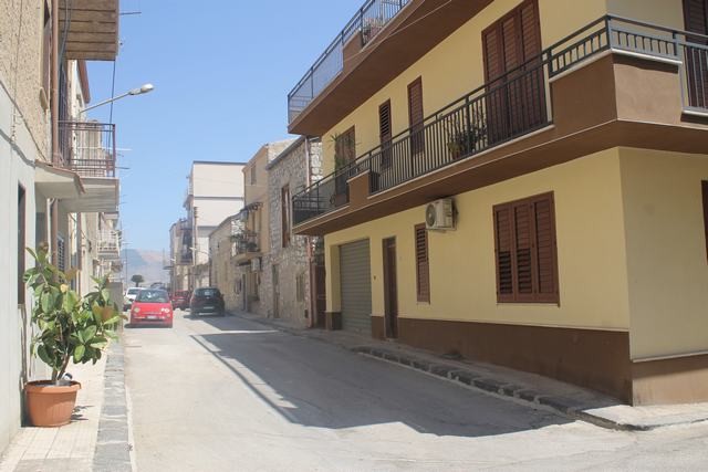 HOUSE WITH GARDEN – CALDARA SAN BIAGIO PLATANI (AG)