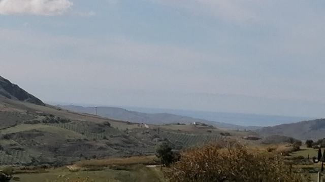 TERRENO E CASA CINQUEMANI VIA UGO FOSCOLO