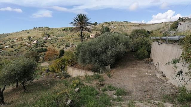 CASA PANORAMICA CON TERRENO PULIZZI ORLANDO – CDA SAVARINI