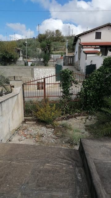 CASA PANORAMICA CON TERRENO PULIZZI ORLANDO – CDA SAVARINI