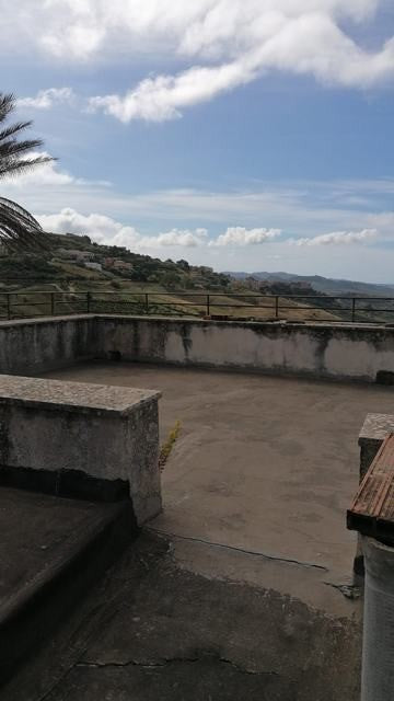CASA PANORAMICA CON TERRENO PULIZZI ORLANDO – CDA SAVARINI