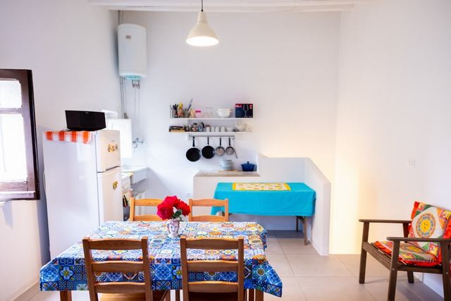 CASA GLADSTONE LARGO STAZZONE