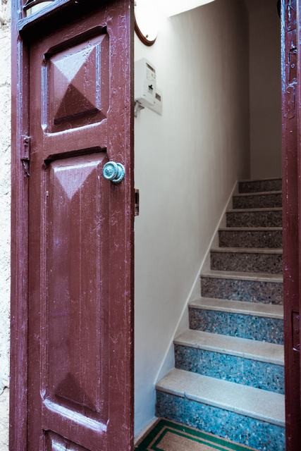 CASA GLADSTONE LARGO STAZZONE