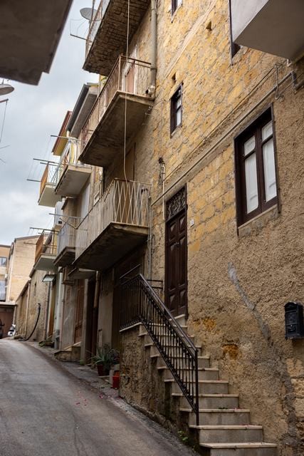CASA GLADSTONE LARGO STAZZONE